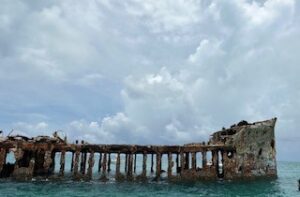 Shipwreck waters of Bahamas